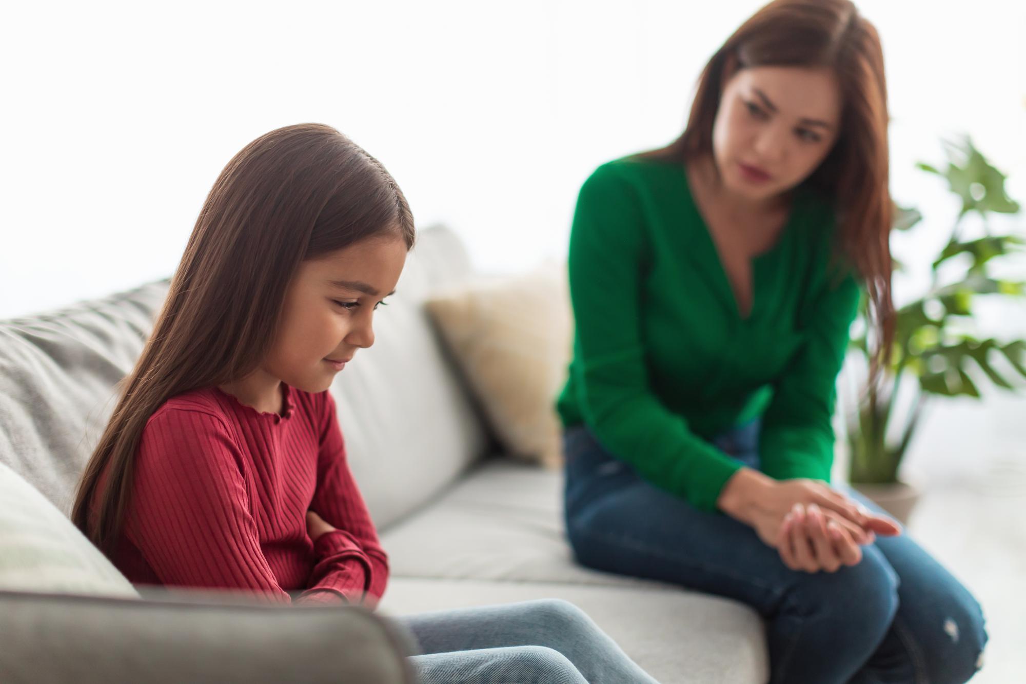 Ребенок врет: причины детского обмана и советы психологов