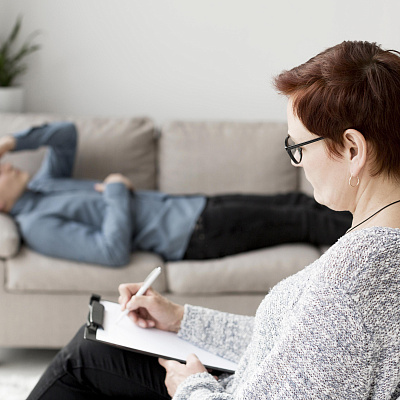 Гипнотерапия